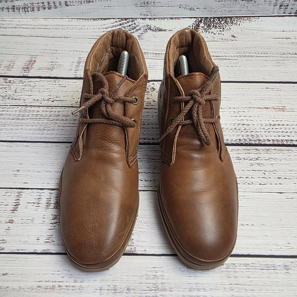 Florsheim Field Plain Toe Brown Leather Chukka Boot Nubuck Mens 9.5 E‎ Vibram